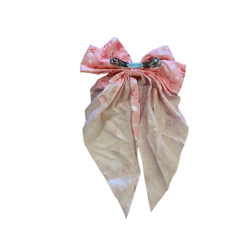 Valentine’s Day hair bow clip